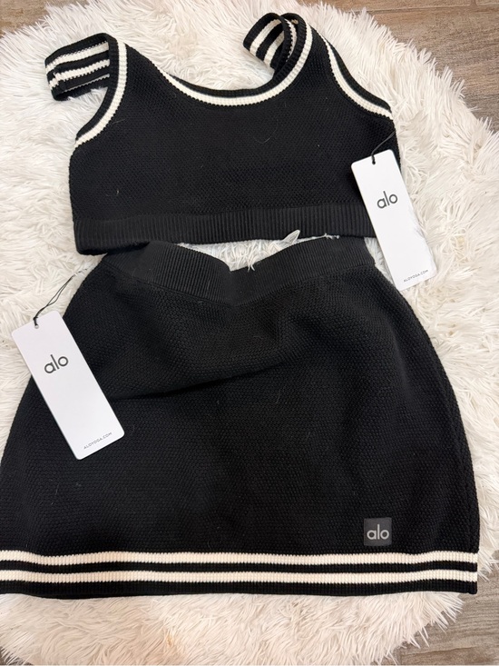 ALO Yoga Tops - ALO Yoga Black Women's Sweater
